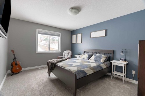 459 Killdeer Way, Fort Mcmurray, AB - Indoor Photo Showing Bedroom