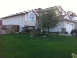103 Lawrence Street Fort Mcmurray, AB T9K 2S5