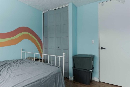 108 Robin Crescent, Fort Mcmurray, AB - Indoor Photo Showing Bedroom