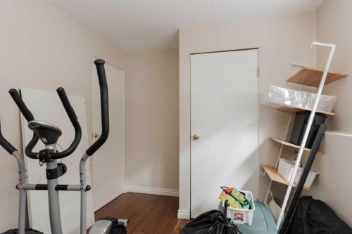 108 Robin Crescent, Fort Mcmurray, AB - Indoor Photo Showing Gym Room