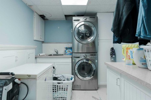 108 Robin Crescent, Fort Mcmurray, AB - Indoor Photo Showing Bathroom