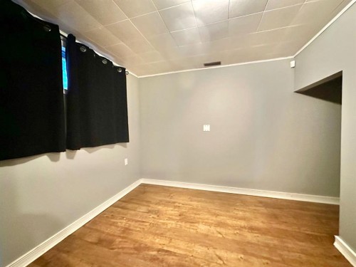 9111 100 St, Lac La Biche, AB - Indoor