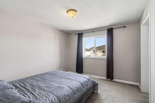 93-313 Millennium Drive, Fort Mcmurray, AB - Indoor Photo Showing Bedroom