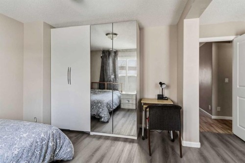 93-313 Millennium Drive, Fort Mcmurray, AB - Indoor Photo Showing Bedroom