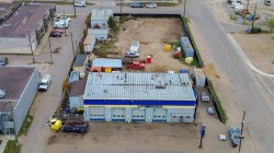 8102 Manning Avenue  Fort Mcmurray, AB T9H 1V7
