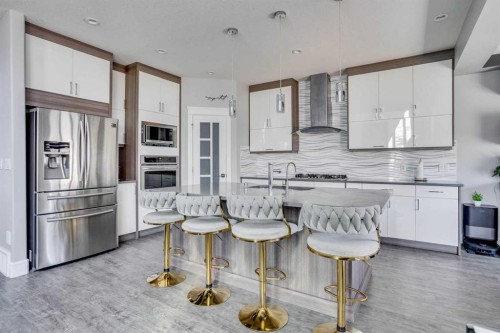 218 Prospect Drive, Fort Mcmurray, AB - Indoor Photo Showing Kitchen With Upgraded Kitchen