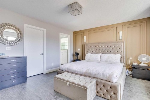 218 Prospect Drive, Fort Mcmurray, AB - Indoor Photo Showing Bedroom