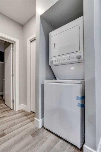 218 Prospect Drive, Fort Mcmurray, AB - Indoor Photo Showing Laundry Room