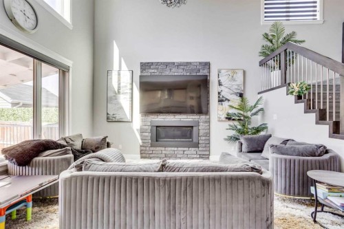 218 Prospect Drive, Fort Mcmurray, AB - Indoor Photo Showing Living Room With Fireplace