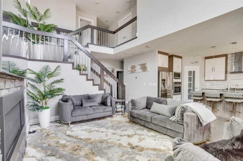 218 Prospect Drive, Fort Mcmurray, AB - Indoor Photo Showing Living Room
