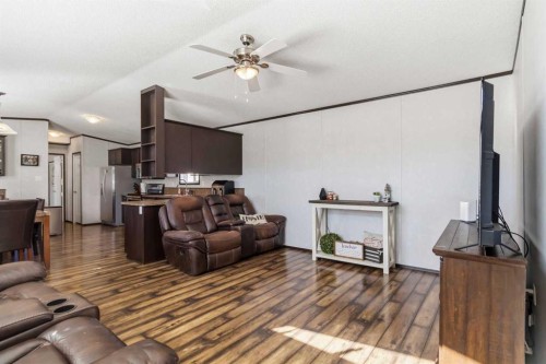 140 Ewashko Crescent, Fort Mcmurray, AB - Indoor Photo Showing Other Room