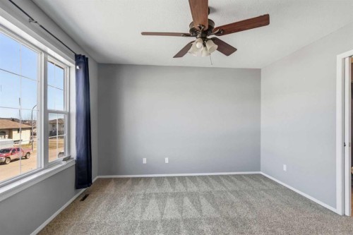 228 Parry Crescent, Fort Mcmurray, AB - Indoor Photo Showing Other Room