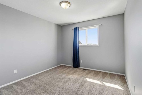 228 Parry Crescent, Fort Mcmurray, AB - Indoor Photo Showing Other Room