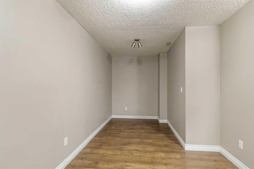 228 Parry Crescent, Fort Mcmurray, AB - Indoor Photo Showing Other Room