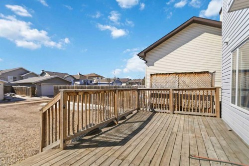 228 Parry Crescent, Fort Mcmurray, AB - Outdoor With Deck Patio Veranda With Exterior