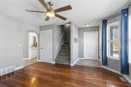228 Parry Crescent, Fort Mcmurray, AB - Indoor Photo Showing Other Room