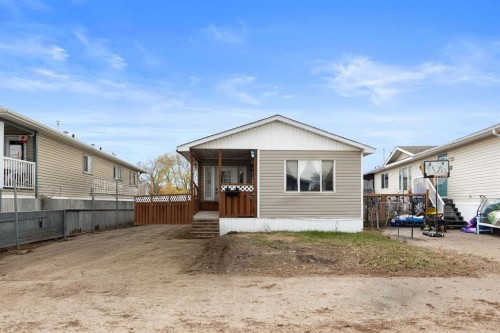 216 Grenfell Crescent  Fort Mcmurray, AB T9H 2M6