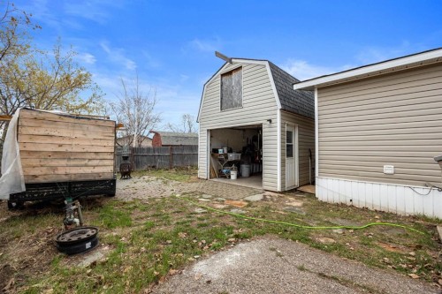 216 Grenfell Crescent, Fort Mcmurray, AB - Outdoor