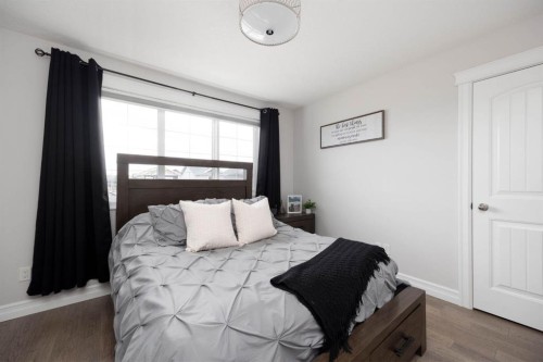 115 Athabasca Crescent, Fort Mcmurray, AB - Indoor Photo Showing Bedroom
