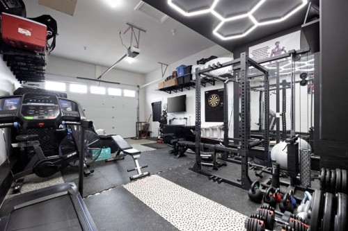 115 Athabasca Crescent, Fort Mcmurray, AB - Indoor Photo Showing Garage