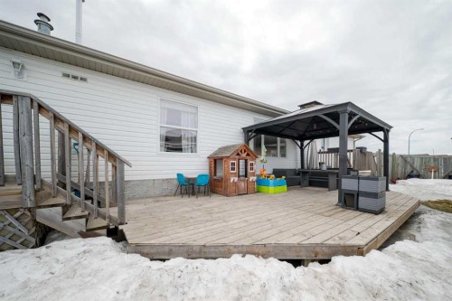 132 Sumac Crescent, Fort Mcmurray, AB - Outdoor With Deck Patio Veranda With Exterior