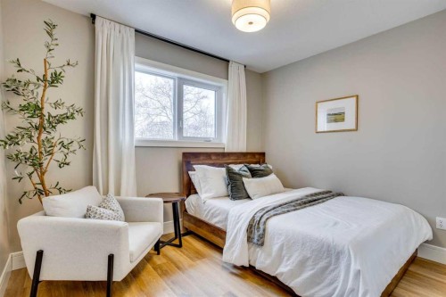 202 Laffont Way, Fort Mcmurray, AB - Indoor Photo Showing Bedroom