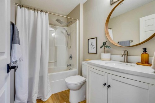202 Laffont Way, Fort Mcmurray, AB - Indoor Photo Showing Bathroom
