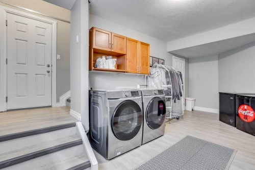 202 Laffont Way, Fort Mcmurray, AB - Indoor Photo Showing Laundry Room