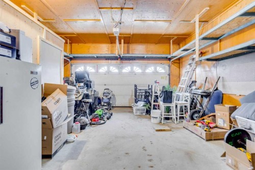 202 Laffont Way, Fort Mcmurray, AB - Indoor Photo Showing Garage