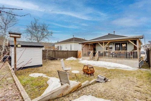 202 Laffont Way, Fort Mcmurray, AB - Outdoor With Deck Patio Veranda