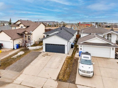 202 Laffont Way, Fort Mcmurray, AB - Outdoor
