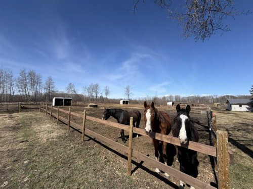 10014B 2 Highway, Kinuso, AB - Outdoor