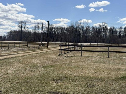 10014B 2 Highway, Kinuso, AB - Outdoor With View