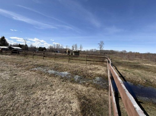 10014B 2 Highway, Kinuso, AB - Outdoor With View