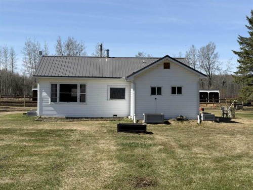 10014B 2 Highway, Kinuso, AB - Outdoor
