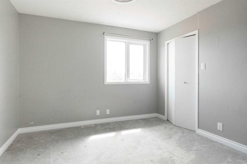 145 Robin Crescent, Fort Mcmurray, AB - Indoor Photo Showing Other Room