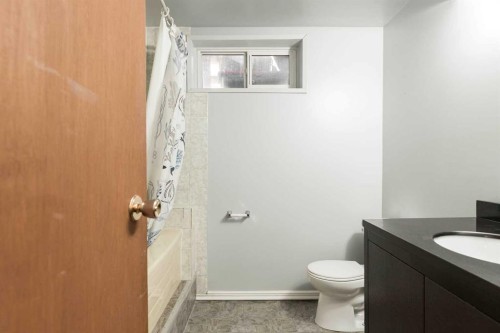 145 Robin Crescent, Fort Mcmurray, AB - Indoor Photo Showing Bathroom