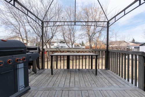 145 Robin Crescent, Fort Mcmurray, AB - Outdoor With Deck Patio Veranda