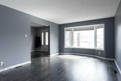 145 Robin Crescent, Fort Mcmurray, AB - Indoor Photo Showing Other Room