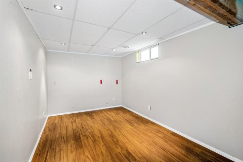 7 May Crescent, Fort Mcmurray, AB - Indoor Photo Showing Other Room