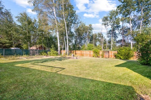 7 May Crescent, Fort Mcmurray, AB - Outdoor With Backyard