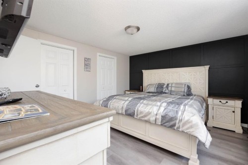 144 Mitchell Drive, Fort Mcmurray, AB - Indoor Photo Showing Bedroom
