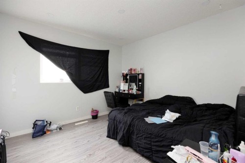 112 Hill Drive, Fort Mcmurray, AB - Indoor Photo Showing Bedroom