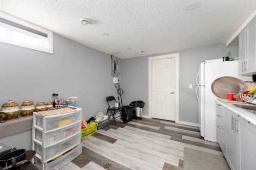 112 Hill Drive, Fort Mcmurray, AB - Indoor