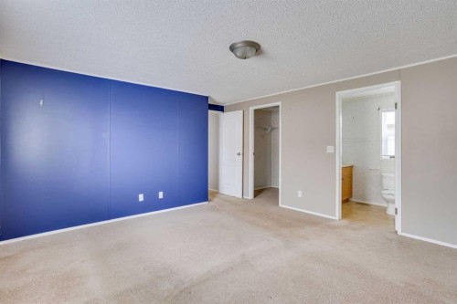 377 Ash Way, Fort Mcmurray, AB - Indoor Photo Showing Other Room