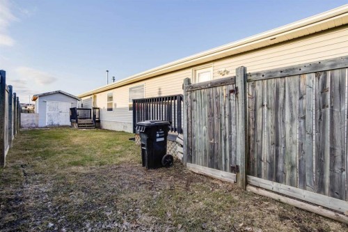377 Ash Way, Fort Mcmurray, AB - Outdoor With Exterior