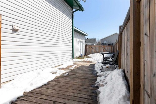 122 Wolff Way, Fort Mcmurray, AB - Outdoor With Exterior