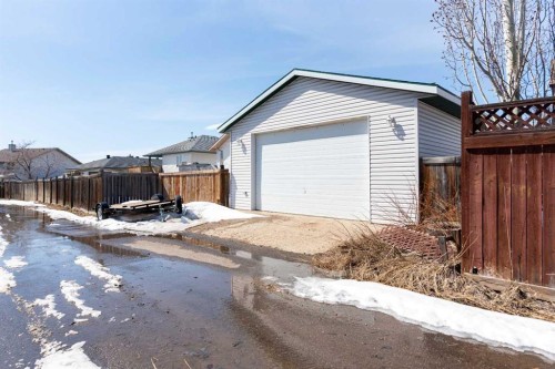 122 Wolff Way, Fort Mcmurray, AB - Outdoor