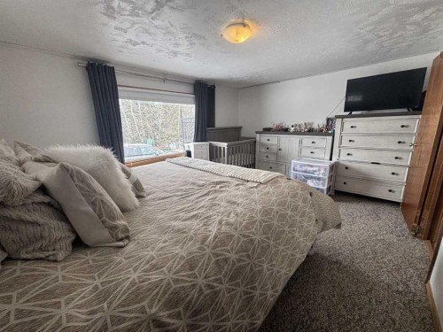 224011 680 Rural Athabasca County, Athabasca, AB - Indoor Photo Showing Bedroom