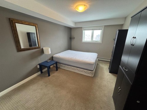 201-111 Denholm Gate, Fort Mcmurray, AB - Indoor Photo Showing Bedroom